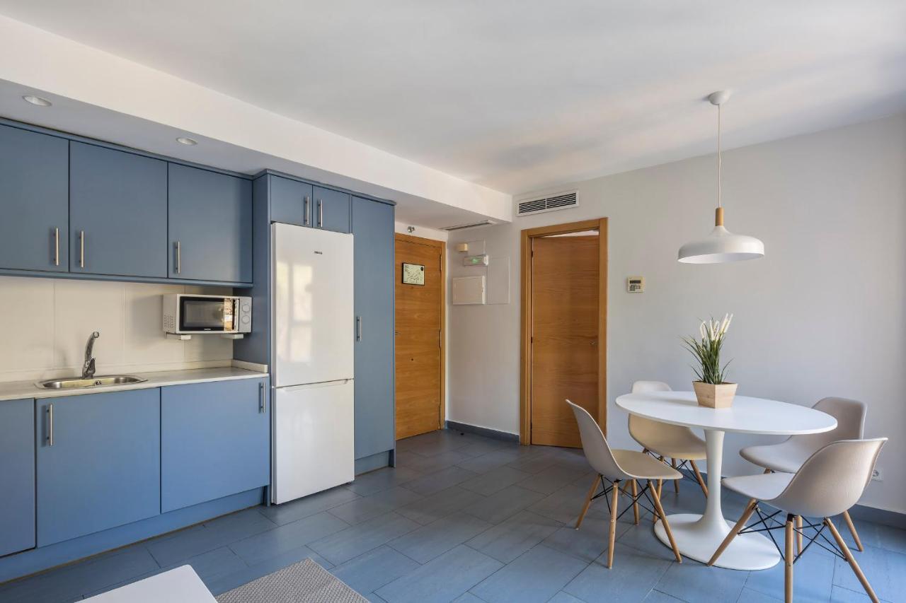 Mon Suites Carmen Valenza Esterno foto