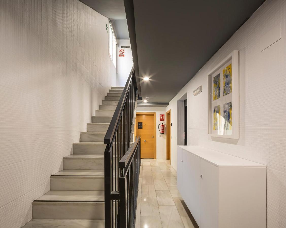 Mon Suites Carmen Valenza Esterno foto