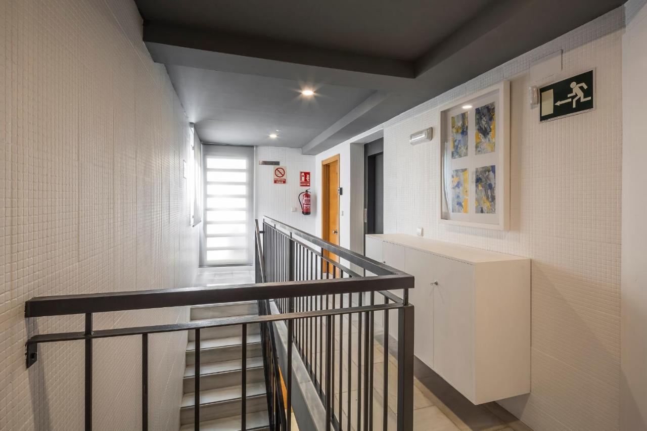Mon Suites Carmen Valenza Esterno foto